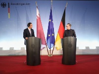 Deputy Prime Minister and Minister of Foreign Affairs Praises Qatari-German Bilateral Relations