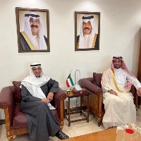نائب وزير الخارجية بالوكالة في الكويت يجتمع مع سفير قطر 