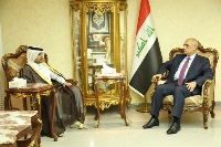 وزير النقل العراقي يجتمع مع القائم بالأعمال القطري