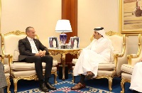 نائب رئيس مجلس الوزراء وزير الخارجية يجتمع مع مسؤولين أمميين