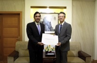 Deputy Director of Protocol at Chinese Foreign Ministry Receives Credentials' Copy of Qatari Ambassador