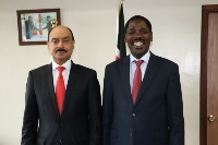 وزير التجارة الكيني يجتمع مع سفير قطر 