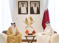 رئيس مجلس الوزراء وزير الخارجية يستقبل وزير الخارجية البحريني 