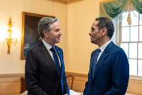 رئيس مجلس الوزراء وزير الخارجية يجتمع مع وزير الخارجية الأمريكي