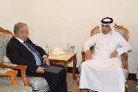 وزير الدولة للشؤون الخارجية يجتمع مع سفير قبرص 