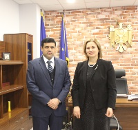 وزيرة العدل في مولدوفا تجتمع مع القائم بالأعمال القطري
