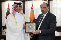 وزير الداخلية الأردني يجتمع مع سفير دولة قطر
