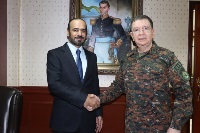 وزير الدفاع السلفادوري يجتمع مع القائم بالأعمال القطري