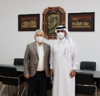 وزير الصحة القيرغيزي يجتمع مع سفير دولة قطر