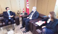 وزير الاقتصاد والمالية ودعم الاستثمار التونسي يجتمع مع سفير دولة قطر