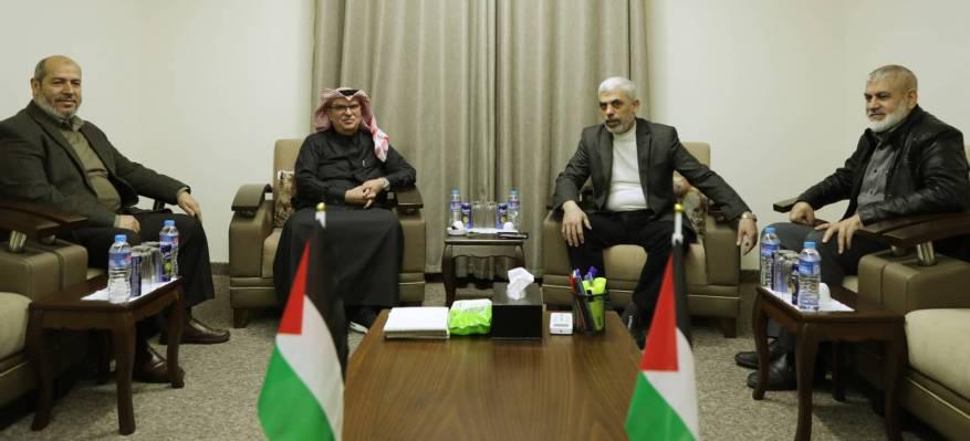Ambassador Al Emadi Meets Hamas Leader, Announces Relief Projects for Residents of Gaza