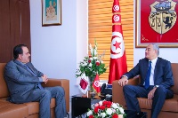 وزير تكنولوجيات الاتصال والانتقال الرقمي التونسي يجتمع مع سفير دولة قطر