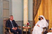 نائب رئيس مجلس الوزراء وزير الخارجية يجتمع مع حاكم مصرف لبنان