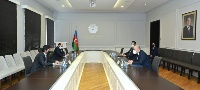 وزير التعليم في جمهورية أذربيجان يجتمع مع سفير دولة قطر