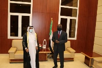 وزير المالية والتخطيط الاقتصادي السوداني يجتمع مع سفير دولة قطر 