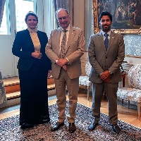وزير الدولة للشؤون الخارجية في السويد يجتمع مع سفير دولة قطر