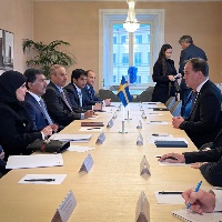 الأمين العام لوزارة الخارجية يجتمع مع النائب الأول لرئيس برلمان مملكة السويد 