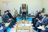 Prime Minister of Pakistan Meets Ambassador of the State of Qatar 