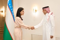 مساعد رئيس جمهورية أوزبكستان يجتمع مع سفير دولة قطر