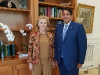 الأمينة العامة لوزارة الخارجية الإيطالية تجتمع مع سفير دولة قطر