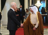 الرئيس التونسي يستقبل سفير دولة قطر