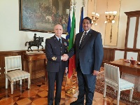رئيس أركان الدفاع الإيطالي يجتمع مع سفير قطر