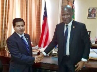 رئيس البرلمان الليبيري يجتمع مع القائم بالأعمال القطري 