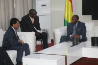 Prime Minister of Guinea Meets Secretary-General of Ministry of Foreign Affairs