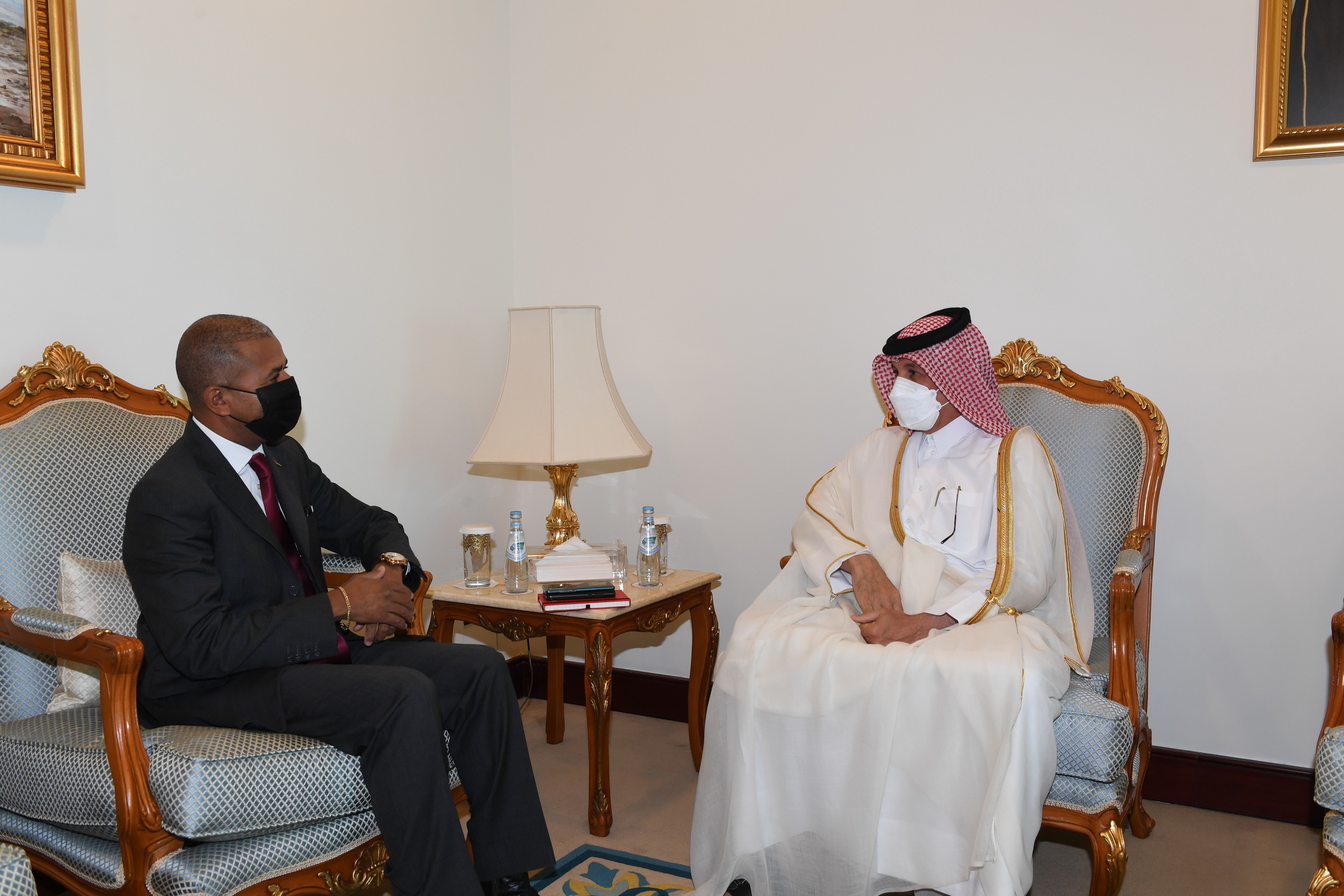 Minister of State for Foreign Affairs Receives Copy of Credentials of 6 New Ambassadors