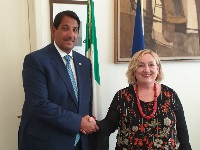 نائب وزير الخارجية الإيطالي يجتمع مع سفير قطر 