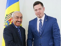 Moldovan Minister of Foreign Affairs Meets Ambassador of Qatar